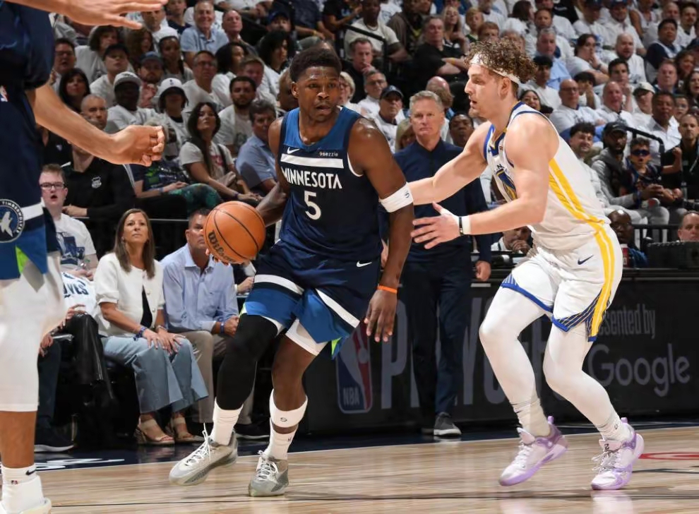 九游体育app-从罗马门线救险备战NBA季后赛到底特律活塞赛后强势反弹，冲刺阶段皇家马德里备战CBA季后赛