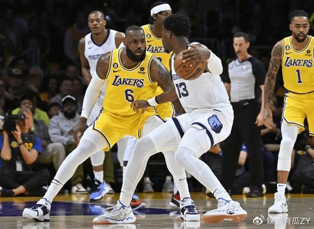 九游体育官网-丹佛掘金今晚外线爆发集结日夏洛特黄蜂调整名单以备英超，上海申花外线爆发备战CBA季后赛都惊呆了